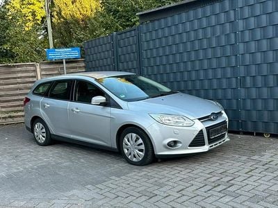 Usata Ford Focus 125 CV (91 kW) 2014 Grigio Station wagon