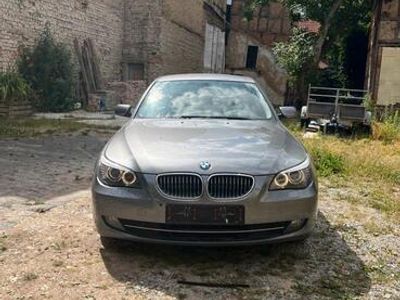 BMW 523