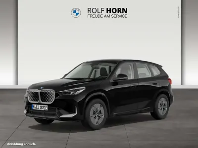 Gebraucht BMW iX1 Performance 150 kW (204 PS) 2024 Schwarz uni SUV