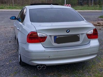 gebraucht BMW 330 d e90