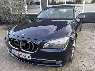 Second-hand BMW 730 245 CP (180 kW) 2008 Albastru Berlinǎ