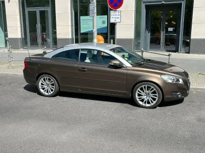 Gebraucht Volvo C70 Summum 230 PS (169 kW) 2012 Braun Cabrio