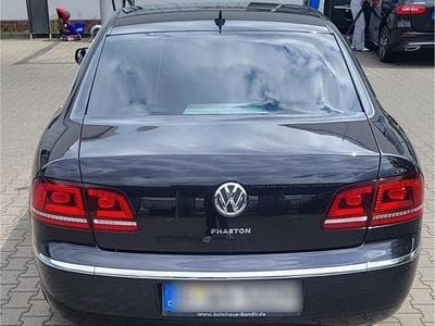 VW Phaeton