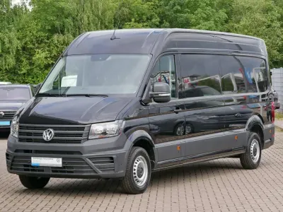 Neu VW Crafter 140 PS (102 kW) 2025 Schwarz Van