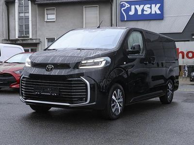 Black metallic Gebraucht 2024 Toyota Proace Verso Club Kombi | 43.849 € (Fairer Preis)