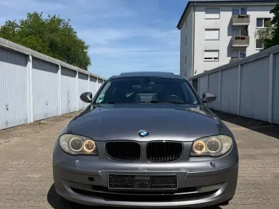 Gebraucht BMW 118 Lifestyle 143 PS (105 kW) 2011 Grau Kleinwagen