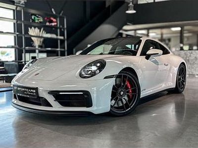 Porsche 911 Carrera GTS