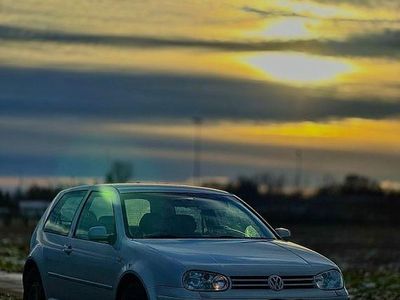 Gebraucht VW Golf III Basis 101 PS (74 kW) 1999 Silber