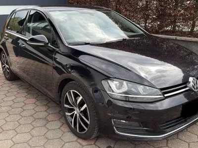 Gebraucht VW Golf VII 110 PS (80 kW) 2016 Schwarz Limousine