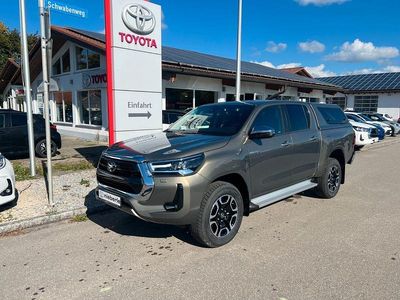 Neu Toyota HiLux Executive 204 PS (150 kW) 2025 Grün Pickup