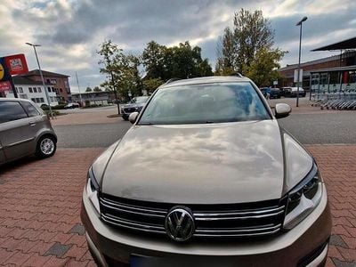 Gebraucht VW Tiguan 122 PS (89 kW) 2012 Beige SUV