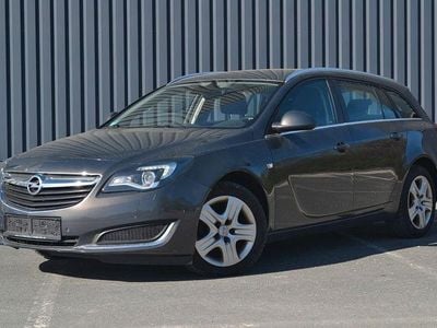 Gebraucht Opel Insignia Edition 136 PS (100 kW) 2016 Grau Kombi