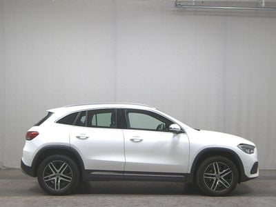Mercedes GLA200