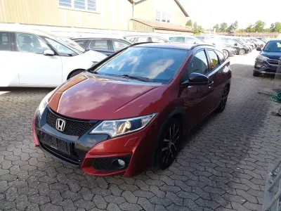Gebraucht Honda Civic 120 PS (88 kW) 2017 Rot Kombi