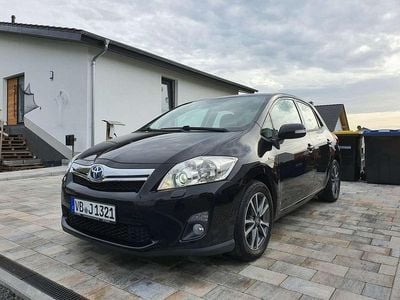 Toyota Auris Hybrid