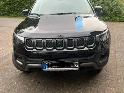 Gebraucht Jeep Compass Altitude 179 PS (131 kW) 2024 Schwarz SUV
