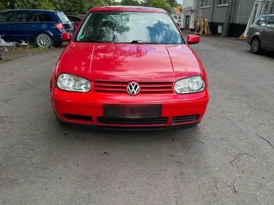 Gebraucht VW Golf IV 75 PS (55 kW) 2000 Rot Limousine