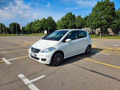 Mercedes A200