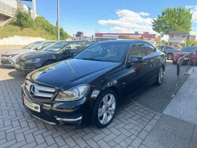 Używany Mercedes C250 AMG 204 KM (150 kW) 2011 Czarny Coupe
