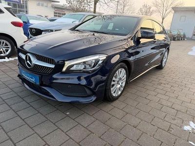 Gebraucht Mercedes CLA180 Shooting Brake AMG 109 PS (80 kW) 2017 Blau Kombi