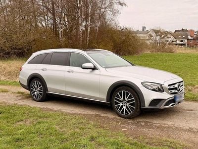 Gebraucht Mercedes E220 All-Terrain 194 PS (142 kW) 2018 Silber Kombi