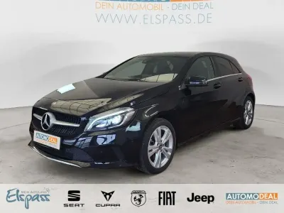 Gebraucht Mercedes A250 Urban 211 PS (155 kW) 2017 Schwarz Kleinwagen