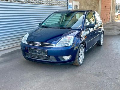 Gebraucht Ford Fiesta 80 PS (58 kW) 2002 Blau Kleinwagen