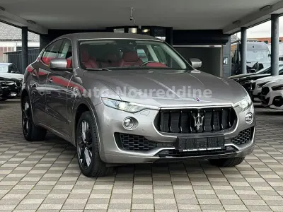 Gebraucht Maserati Levante 349 PS (256 kW) 2018 Grigio metallo SUV