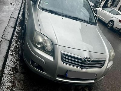 Gebraucht Toyota Avensis 177 PS (130 kW) 2008 Grau Kombi