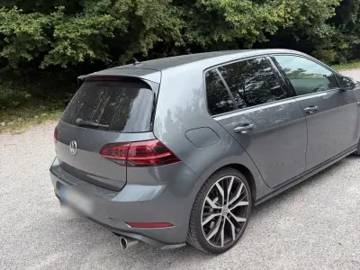 Gebraucht VW Golf VII GTI 245 PS (180 kW) 2019 Grau Limousine