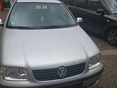 Gebraucht VW Polo Comfortline 50 PS (36 kW) 2001 Silber Kleinwagen