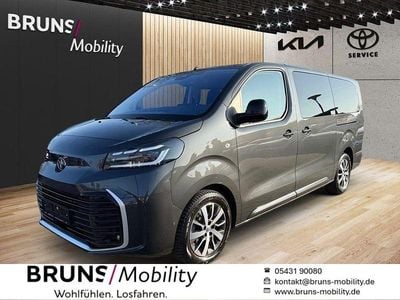 Titaniumgrau Gebraucht 2025 Toyota Proace Verso Team Kombi | 40.790 € (Guter Preis)