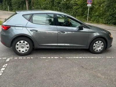 Gebraucht Seat Leon 105 PS (77 kW) 2013 Grau Kleinwagen