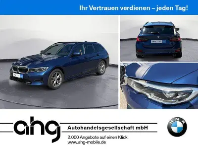Gebraucht BMW 320 Sport Line 190 PS (139 kW) 2022 Blau Kombi