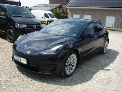 Gebraucht Tesla Model 3 RWD 239 kW (325 PS) 2021 Schwarz Limousine