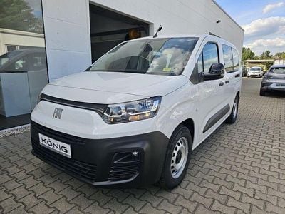 Weiss Gebraucht 2022 Fiat e-Doblò L2 50 kWh Van / Kleinbus | 23.999 € (Fairer Preis)
