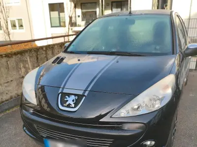 Gebraucht Peugeot 206+ 2012 Schwarz Kleinwagen