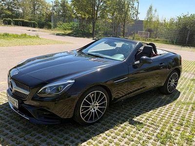 Usata Mercedes SLC300 AMG 245 CV (180 kW) 2018 Nero Cabrio