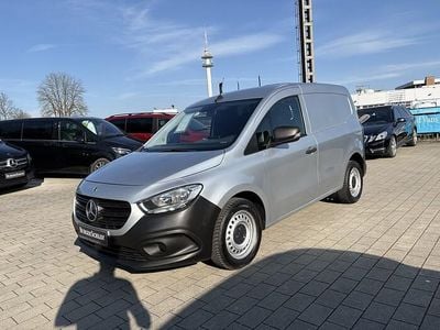 Second-hand Mercedes Citan 113 131 CP (96 kW) 2023 Argintiu Monovolum