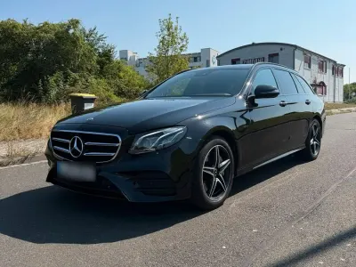Gebraucht Mercedes E300 AMG 2019 Schwarz Kombi