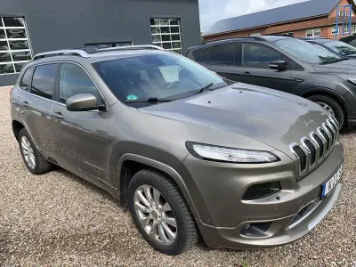 Gebraucht Jeep Cherokee Overland 200 PS (147 kW) 2017 Braun SUV