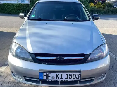 Gebraucht Chevrolet Lacetti SX 109 PS (80 kW) 2006 Silber Limousine