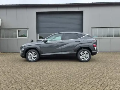 Neu Hyundai Kona Trend 150 PS (110 kW) 2026 Ecotronic grey SUV