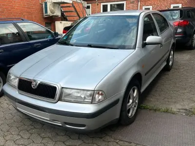 Gebraucht Skoda Octavia 116 PS (85 kW) 2000 Silber Limousine