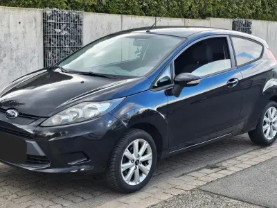 Gebraucht Ford Fiesta 60 PS (44 kW) 2010 Schwarz