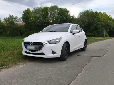 Gebraucht Mazda 2 Edition 75 PS (55 kW) 2019 Weiß Kleinwagen