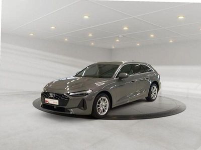 Gebraucht Audi A5 Sport 204 PS (150 kW) 2025 Grau Kombi