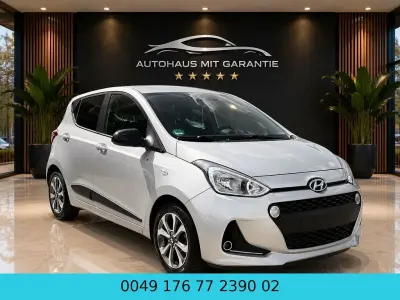 Gebraucht Hyundai i10 Passion Plus 87 PS (63 kW) 2018 Grau Kleinwagen