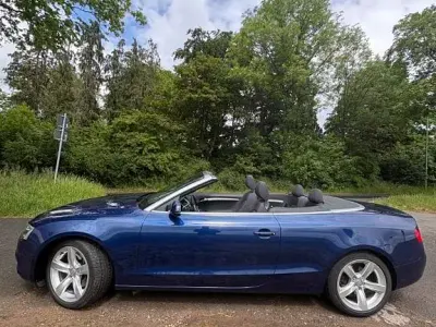 Gebraucht Audi Cabriolet Ambiente 215 PS (158 kW) 2016 Blau Cabrio