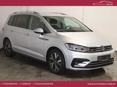 Gebraucht VW Touran Highline 150 PS (110 kW) 2022 Reflexsilber metallic Van / Kleinbus